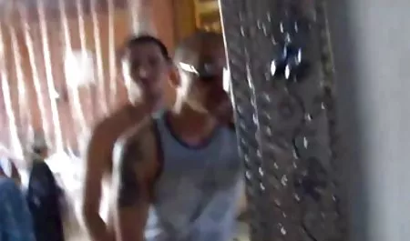 El macho en el fondo de señoras casadas infieles mexicanas sexo con las migajas han ganado