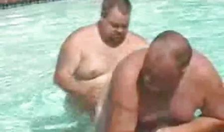 Mamá, una mujer de negro saltó videos caseros mexicanos gratis sobre la enorme polla de hombre blanco