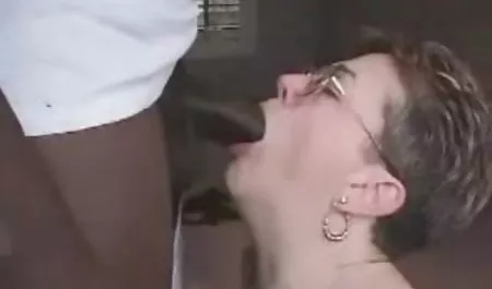 Merry se trasladó a la cercana sabor de La Momia anal mexicano casero