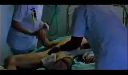 Lamiendo los pies de las chicas calientes y muy sensible. videos de sexo casero con mexicanas