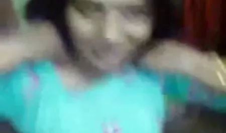 Madura sexi casero mexicano rubia Mia se folla a dos hombres negros