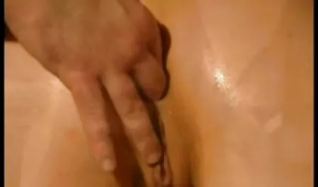 Anal trío sexo casero mexicano amateur en la piscina, alternando